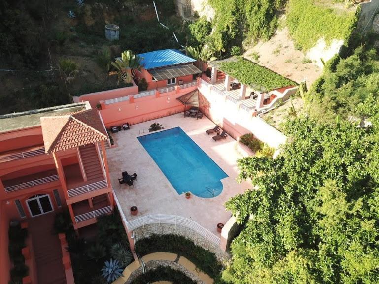 Rival Hotel Кап-Аїтьєн Екстер'єр фото
